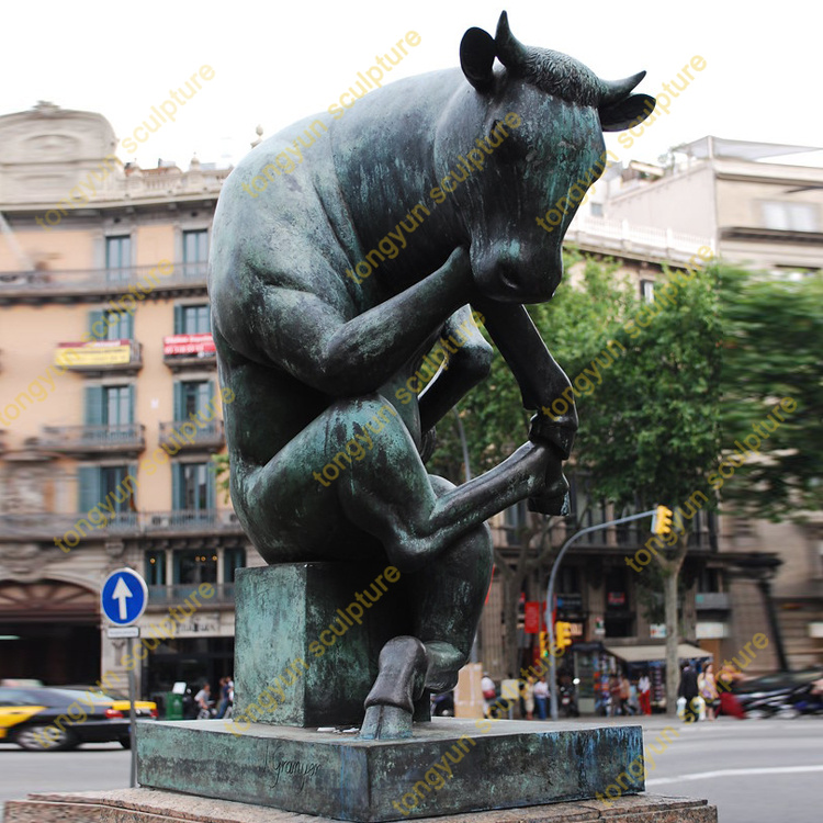 Outdoor Garden Abstract Brass Animals Statue Josep Granyer Bronze Barcelona Thinking Bull Sculpture
