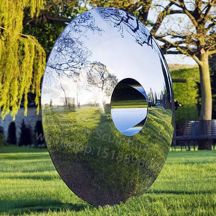 Mirror Polished Metal Garden Sculpture