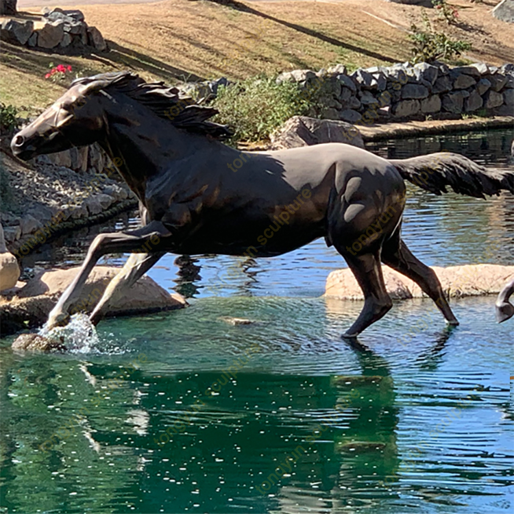 Most Popular Outdoor Landscape Large Giant Big Bronze Horse Sculpture Statue Fountain