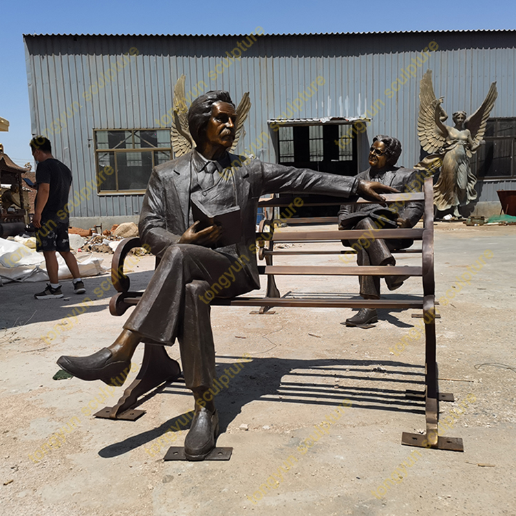 Outdoor Garden Modern Art Metal Sitting Man Sculpture Life Size Customized Male Sitting on the Bench Bronze Figure Street Statue