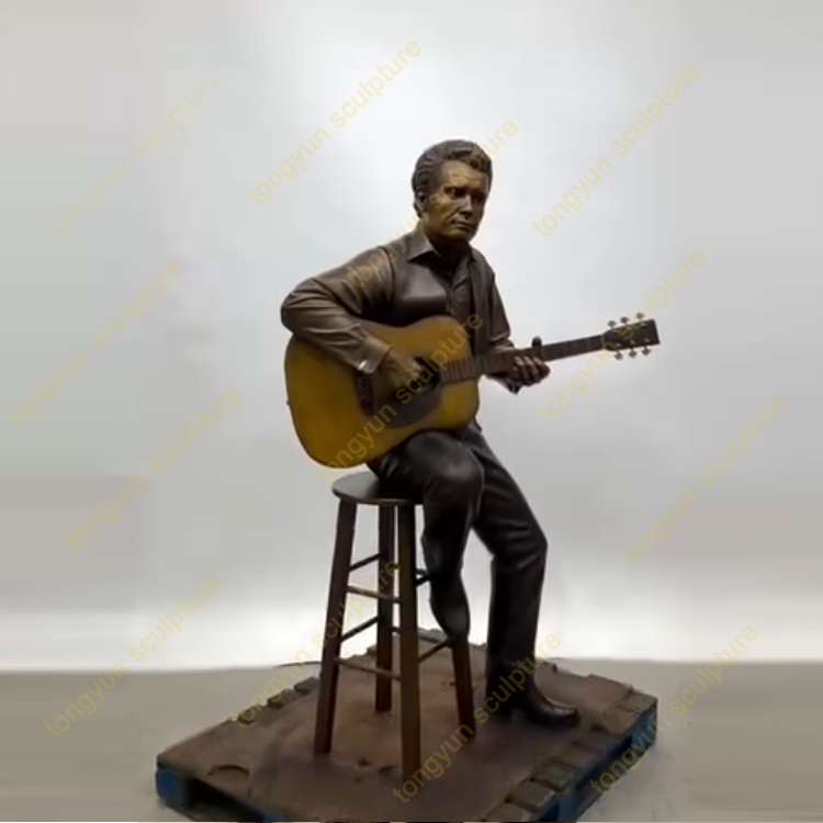 Outdoor Street Art Casting Life Size Bronze Man Playing Guitar Statue