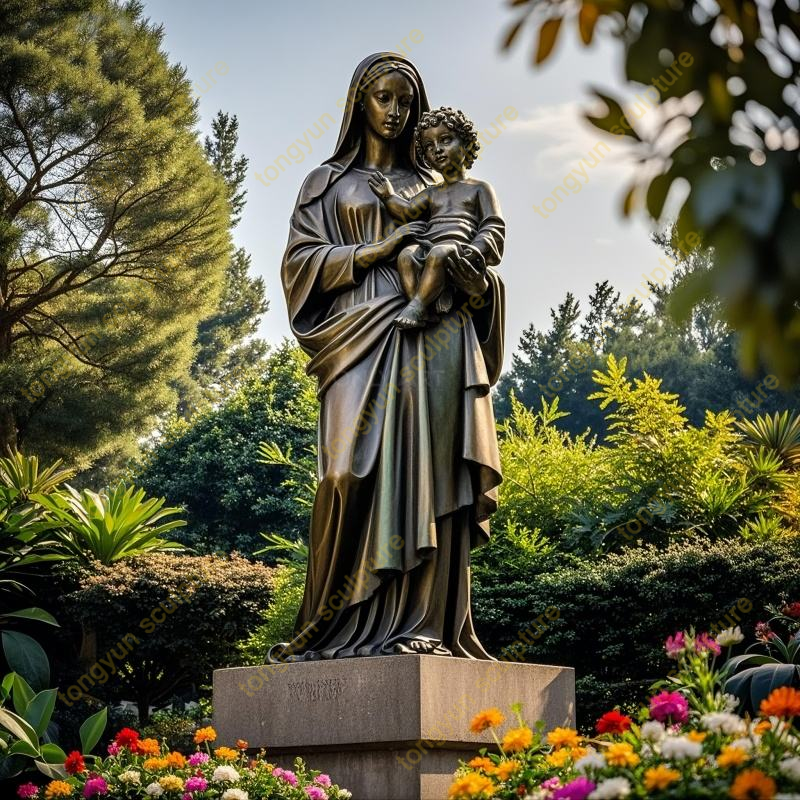 Religious Catholic Church Large Outdoor Brass Craft Saint Life Size Virgin Mama Mother Mary Cradled Jesus Bronze Statue for Sell