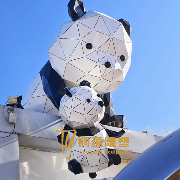 Custom Stainless Steel Panda Bear Sculpture Large Metal Geometric Animal Sculpture for Shopping Mall
