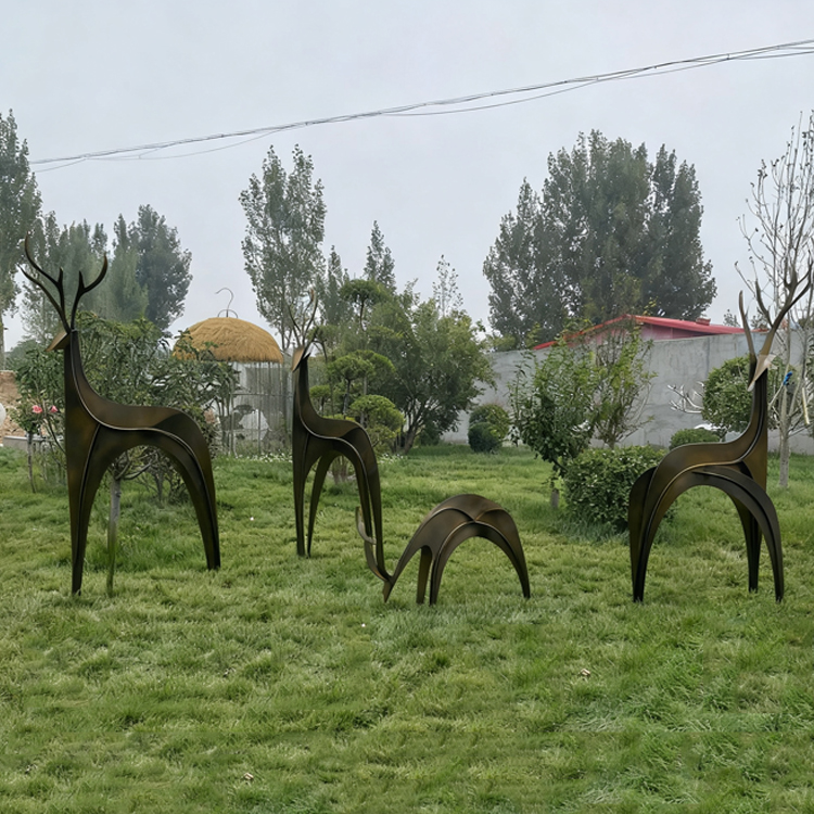 Fiberglass Abstract Art Deer Statue Resin Deer Sculpture Christmas Art Decoration for Home.jpg